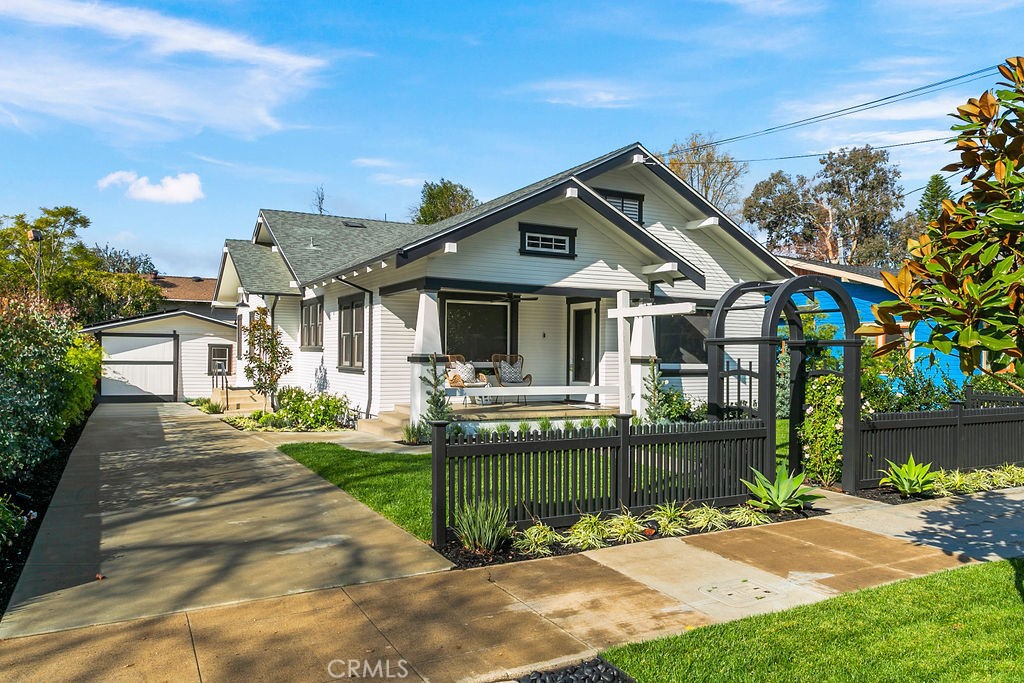 132 N Cleveland Street