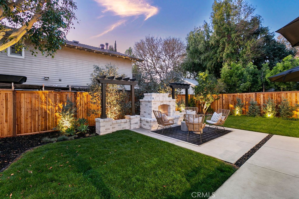 132 N Cleveland Street