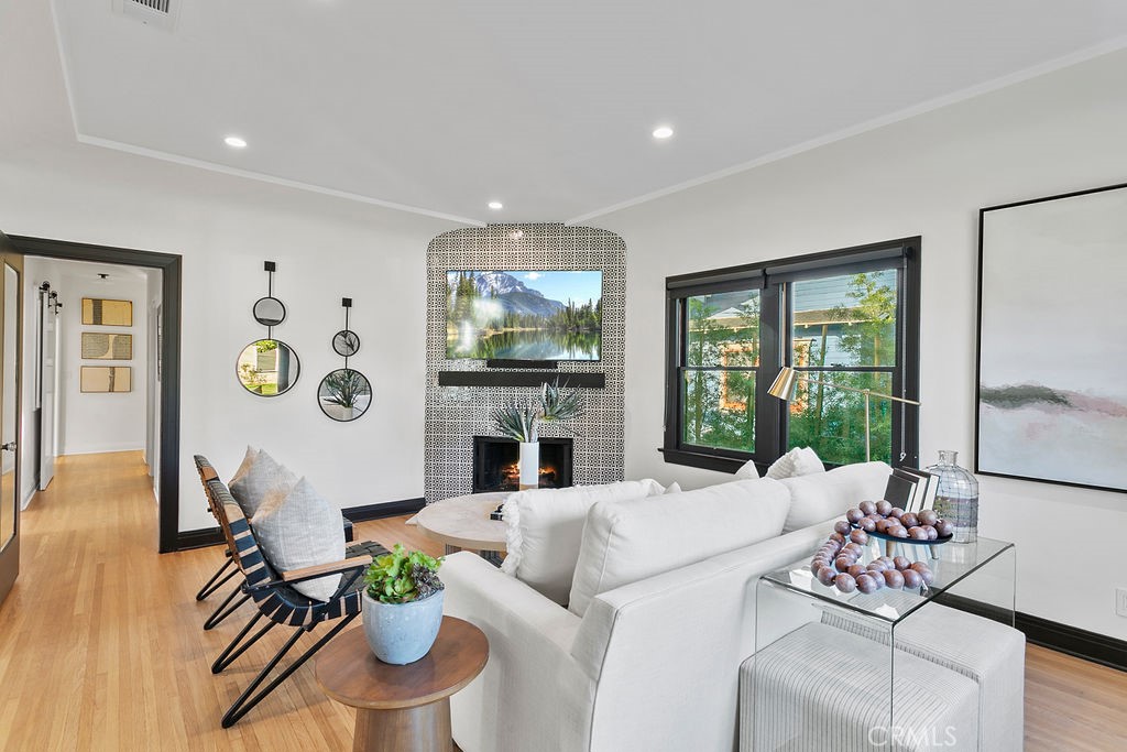 132 N Cleveland Street