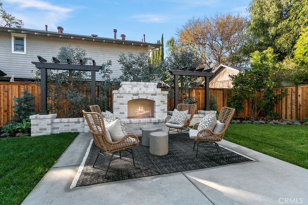 132 N Cleveland Street