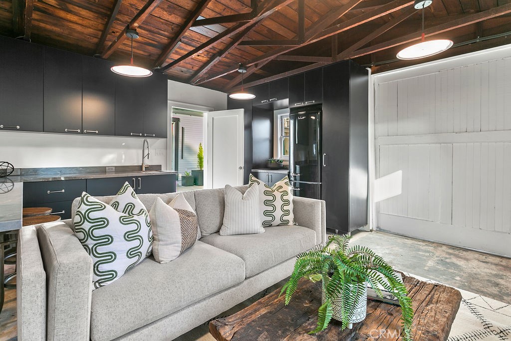 132 N Cleveland Street