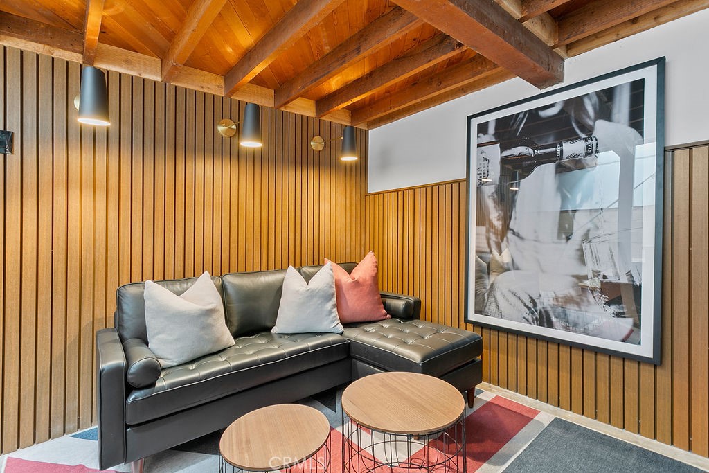 132 N Cleveland Street