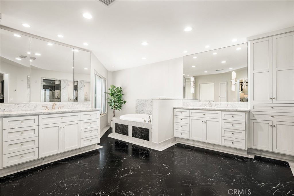 2261 Pavillion Drive