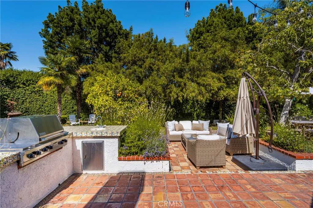 2261 Pavillion Drive