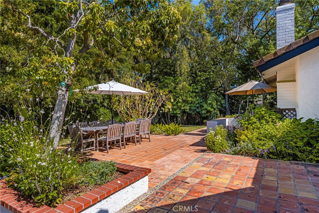 2261 Pavillion Drive