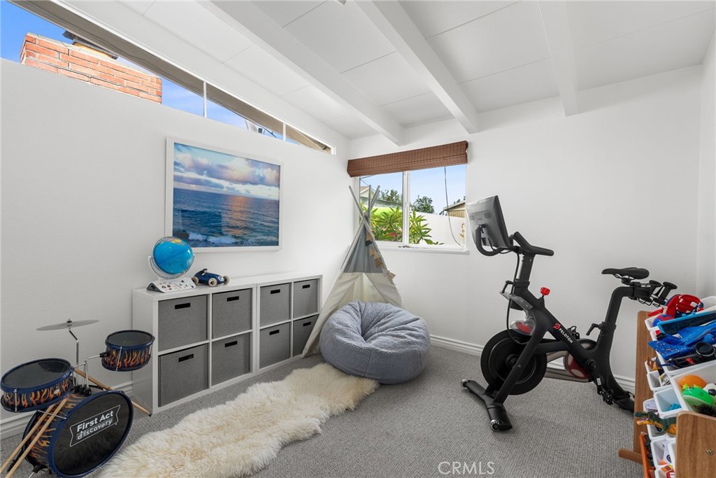 1809 W Tedmar Avenue