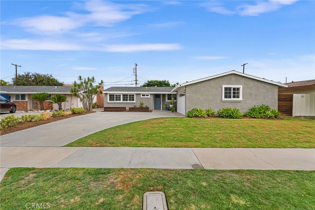 1809 W Tedmar Avenue