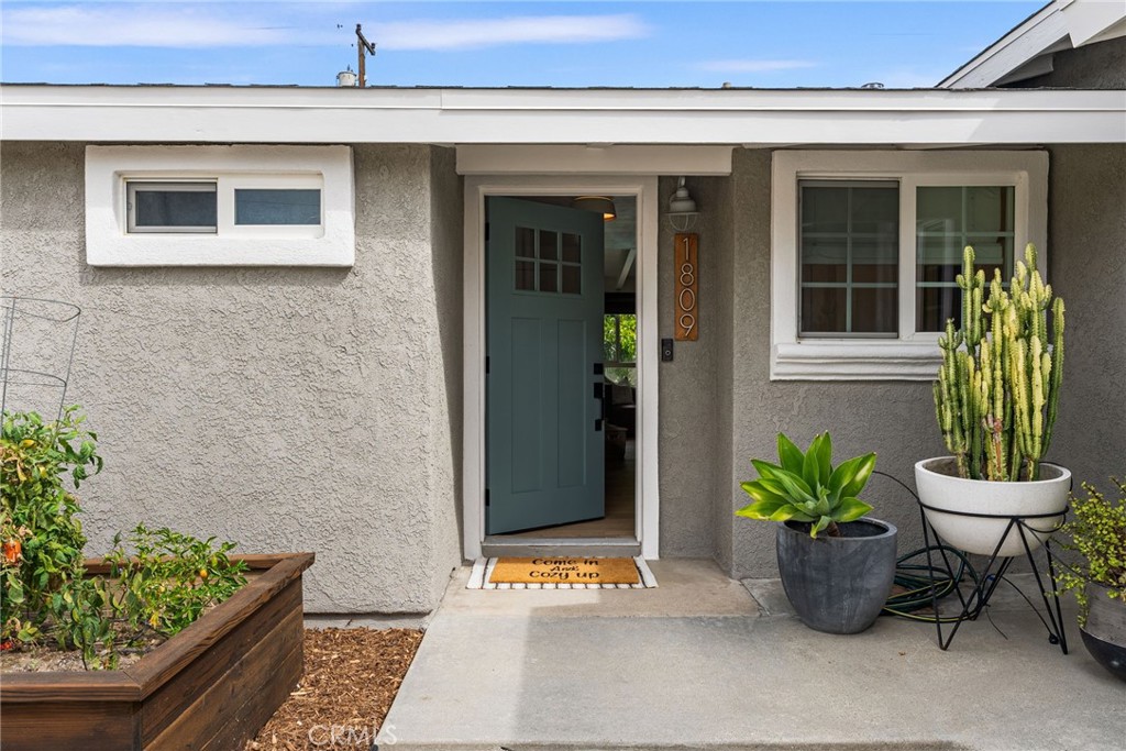 1809 W Tedmar Avenue