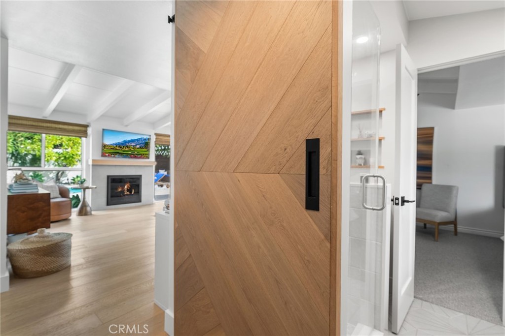 1809 W Tedmar Avenue