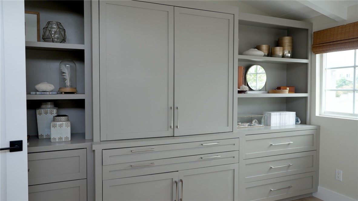 1809 W Tedmar Avenue