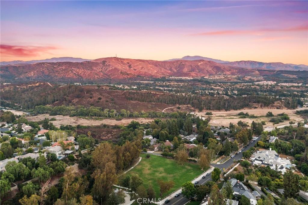 11042 Gold Star Lane