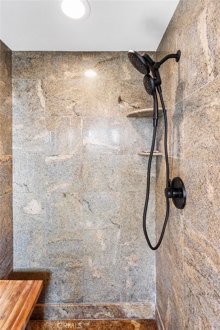 11042 Gold Star Lane