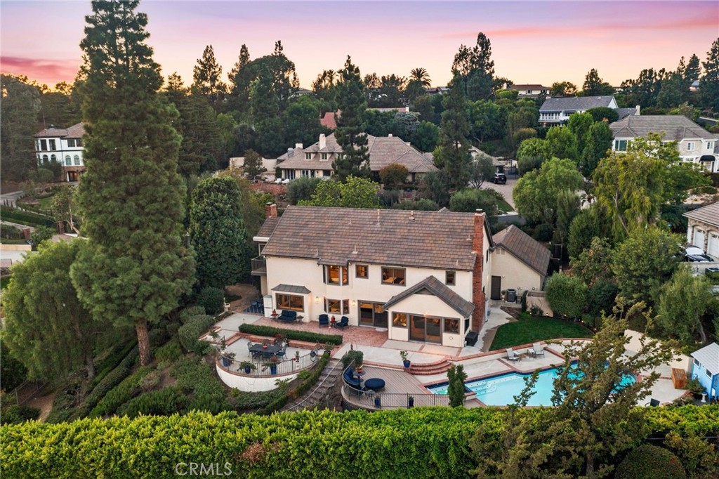 11042 Gold Star Lane