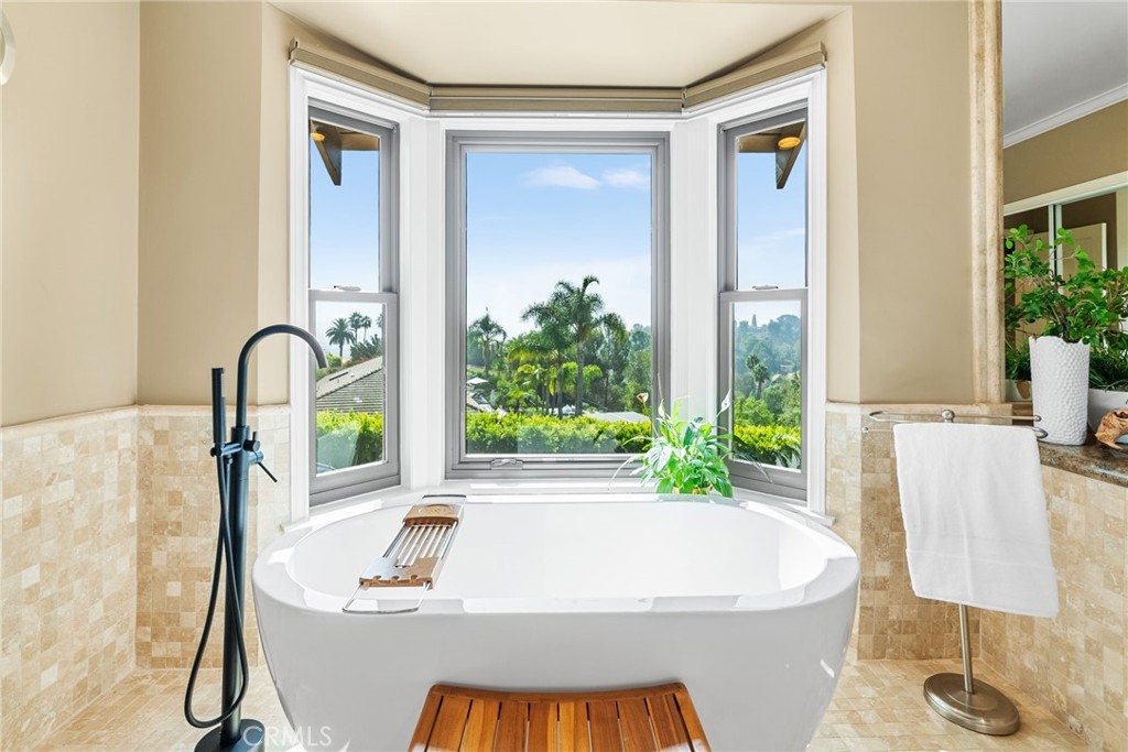 11042 Gold Star Lane