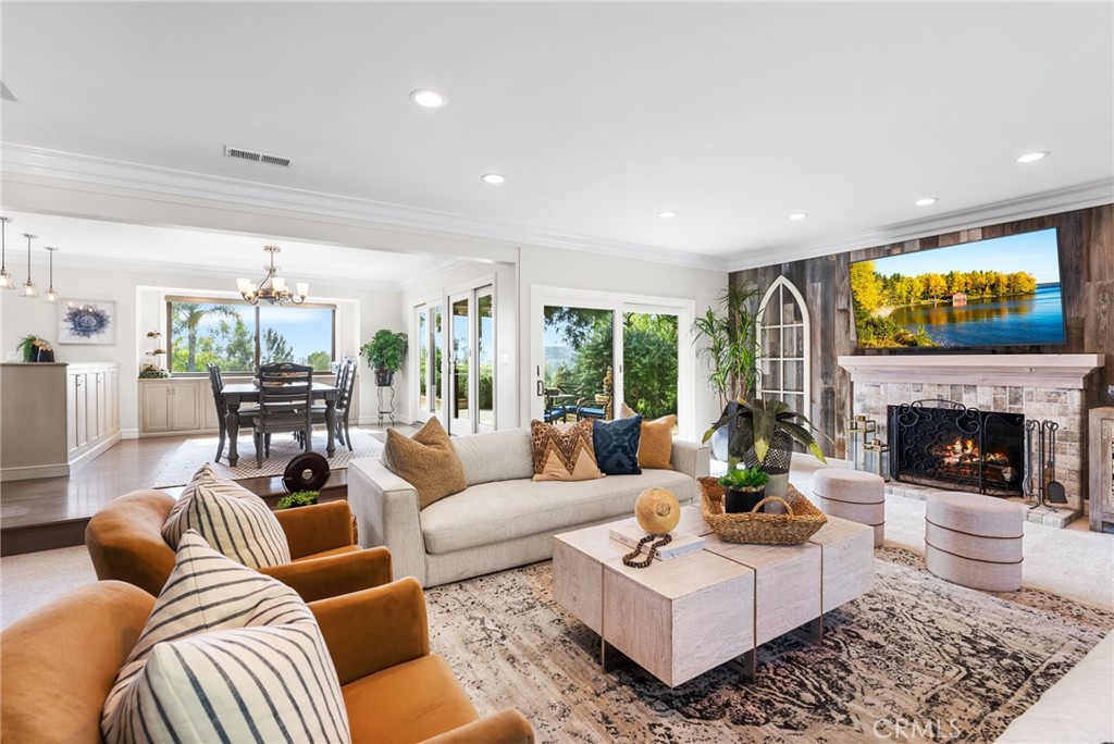 11042 Gold Star Lane