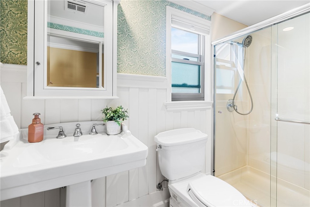 11042 Gold Star Lane