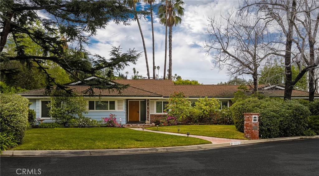 1772 Beverly Glen Drive