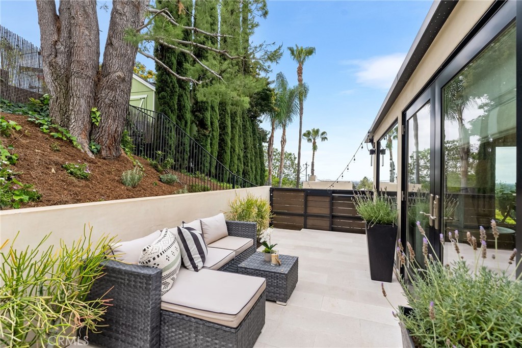 1651 La Loma Drive