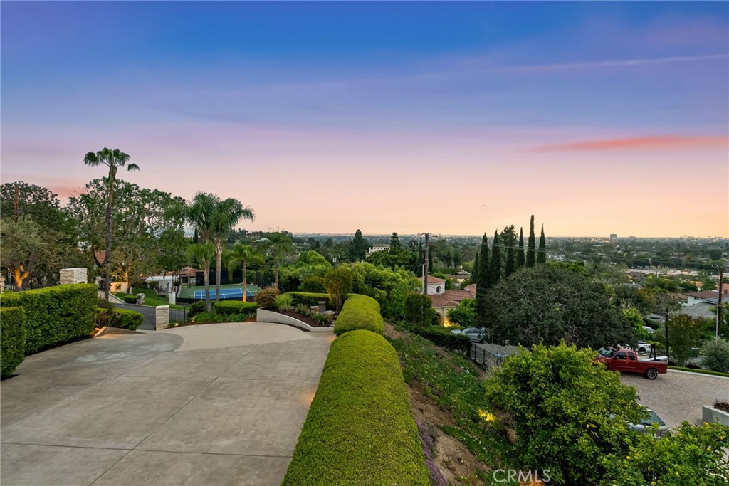 1651 La Loma Drive
