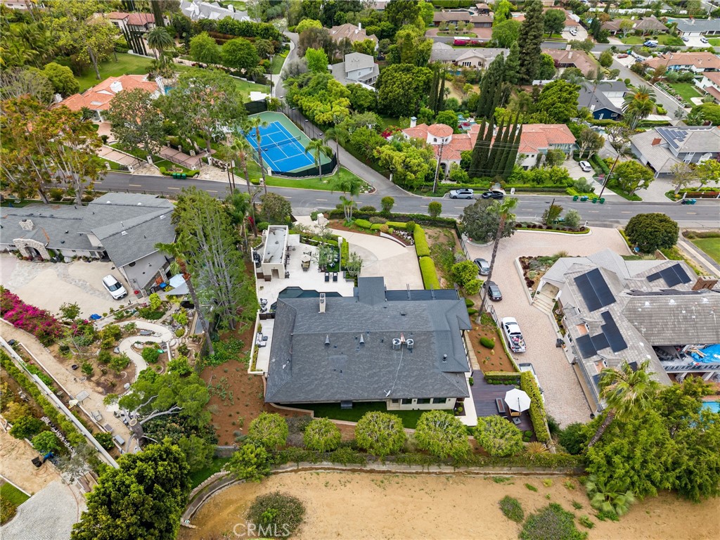 1651 La Loma Drive