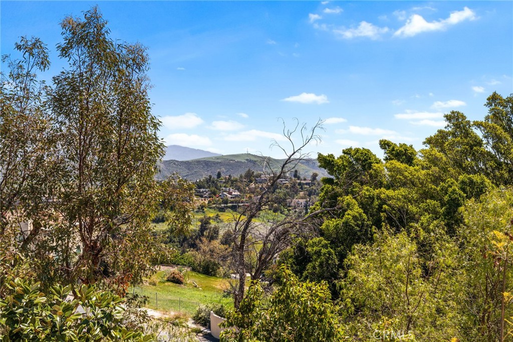 10219 Sunrise Lane