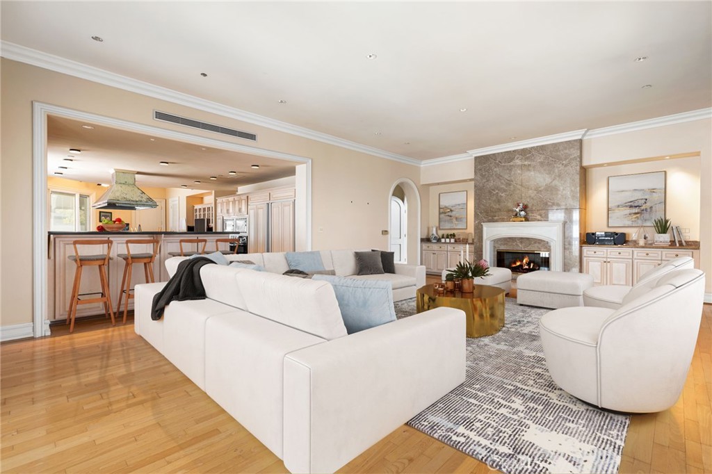 10219 Sunrise Lane