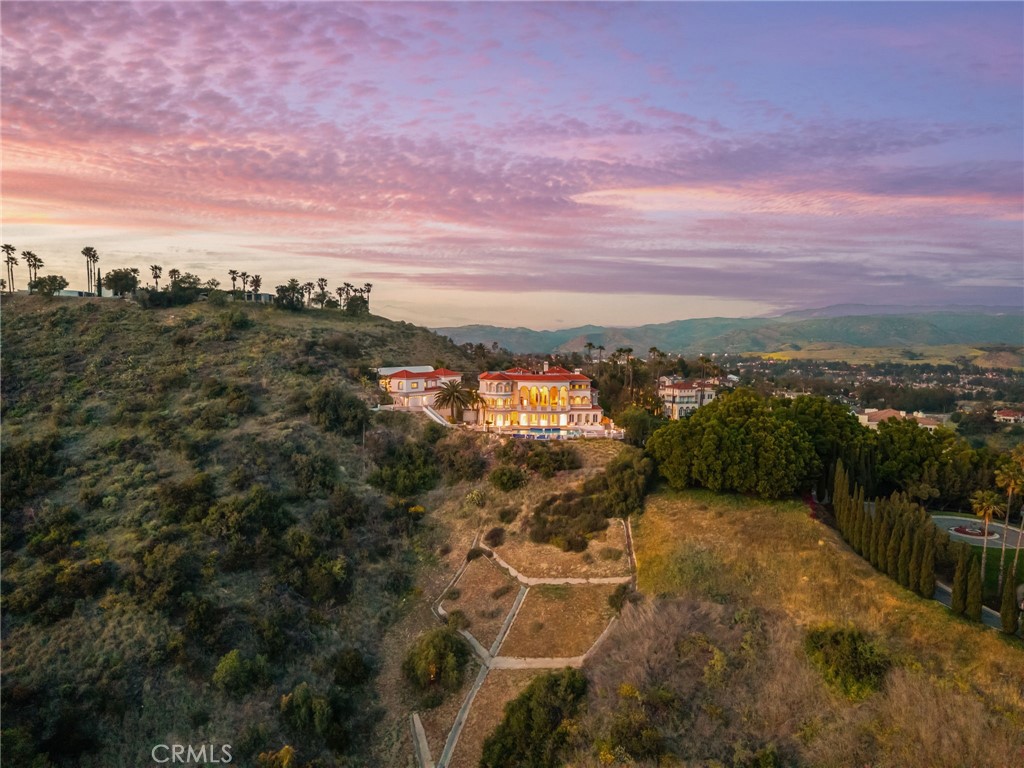 10219 Sunrise Lane