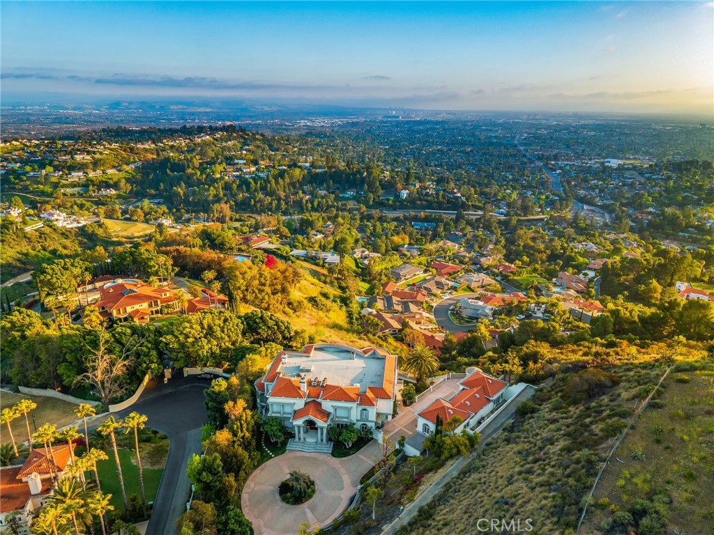 10219 Sunrise Lane