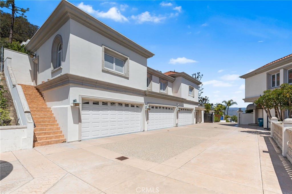 10219 Sunrise Lane
