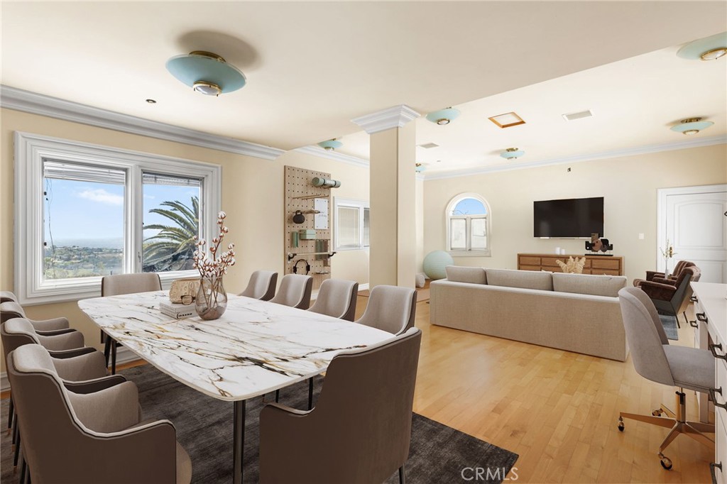 10219 Sunrise Lane