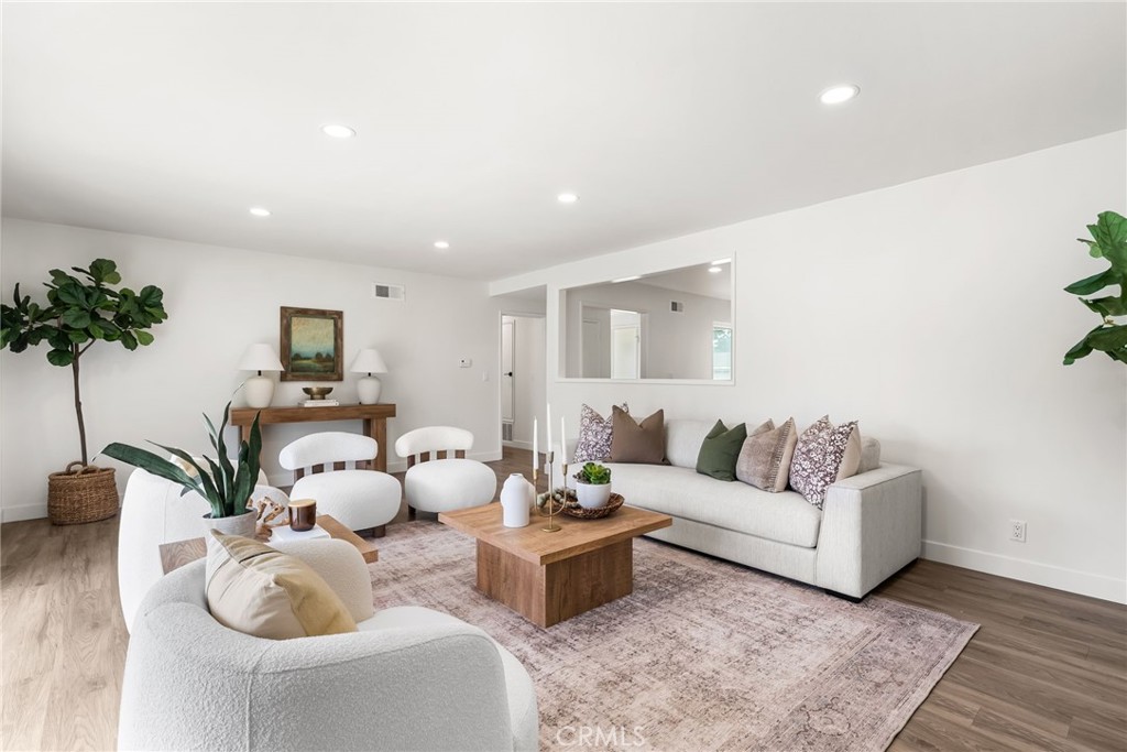 13332 Diamond Head Drive