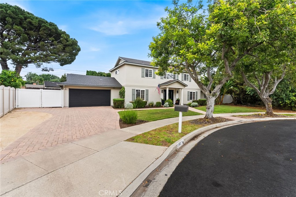 1161 Ravencrest Road