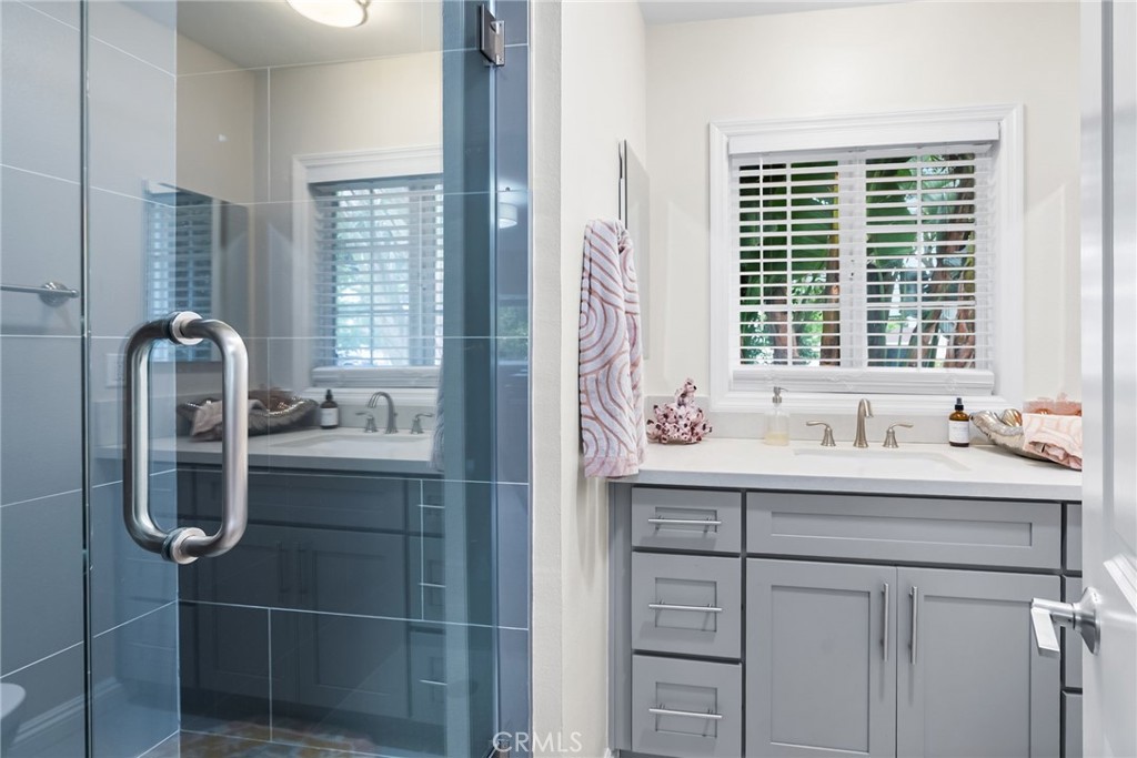 1161 Ravencrest Road