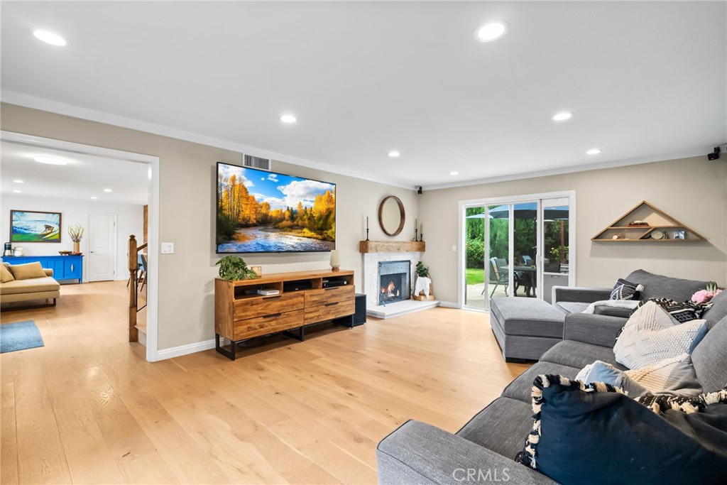 1161 Ravencrest Road