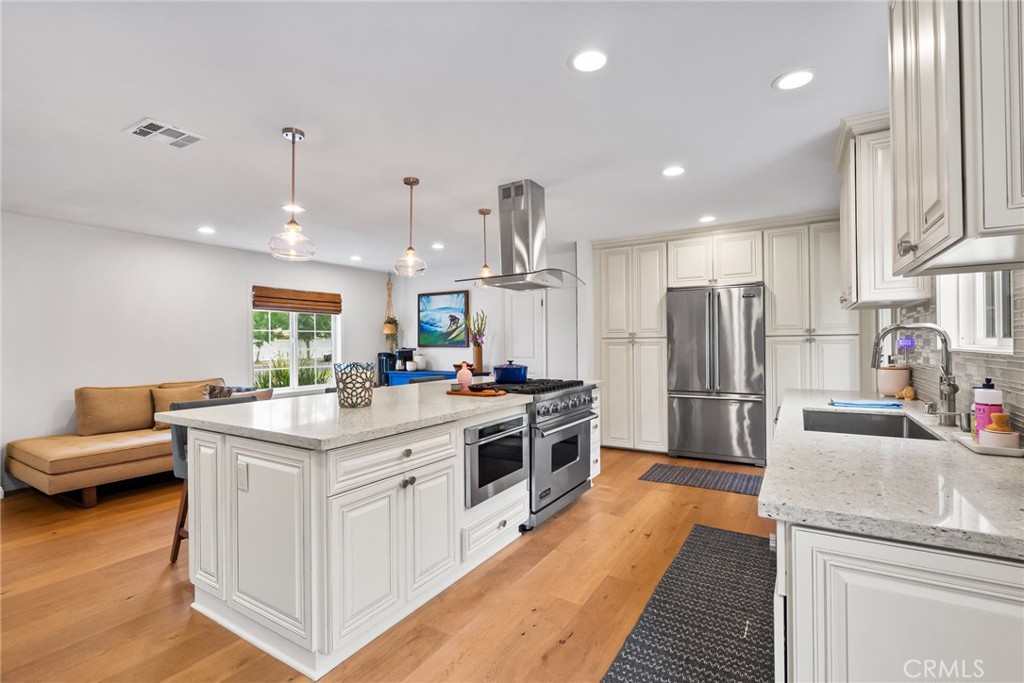 1161 Ravencrest Road