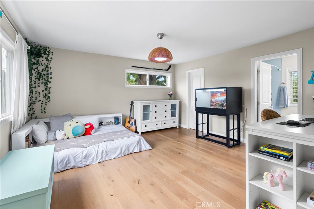 1161 Ravencrest Road