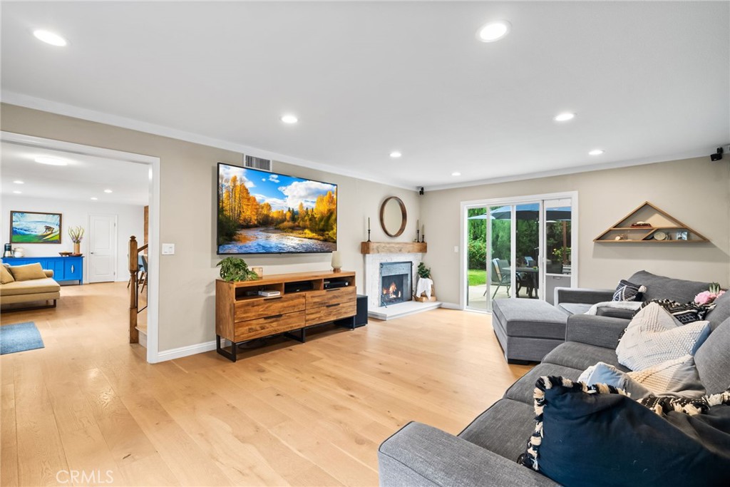 1161 Ravencrest Road