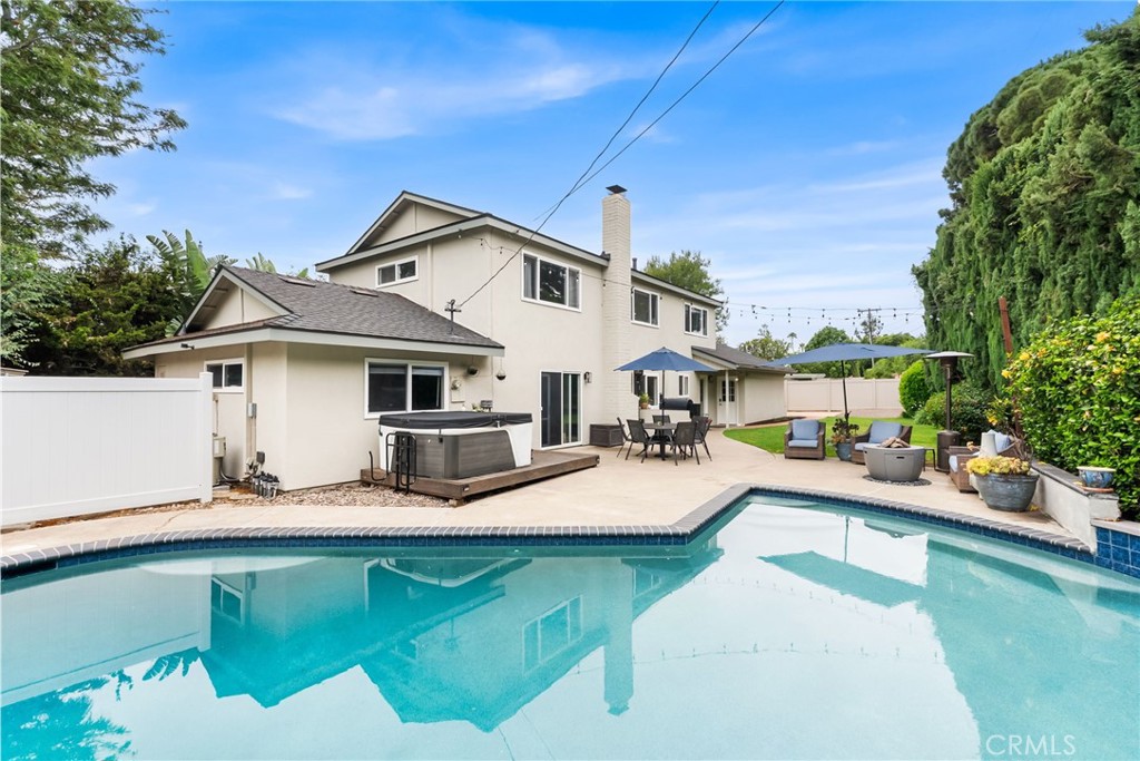 1161 Ravencrest Road