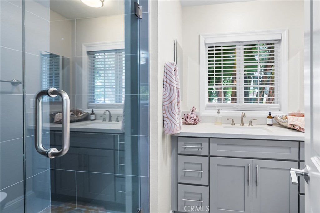 1161 Ravencrest Road