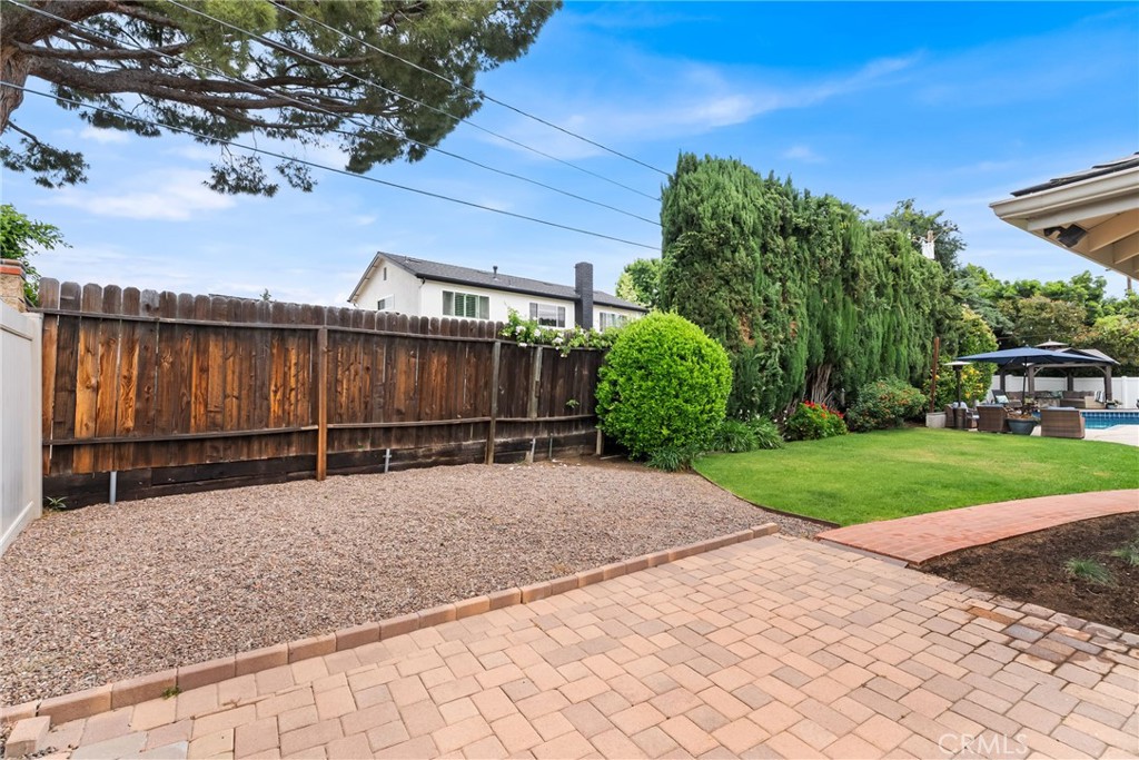 1161 Ravencrest Road