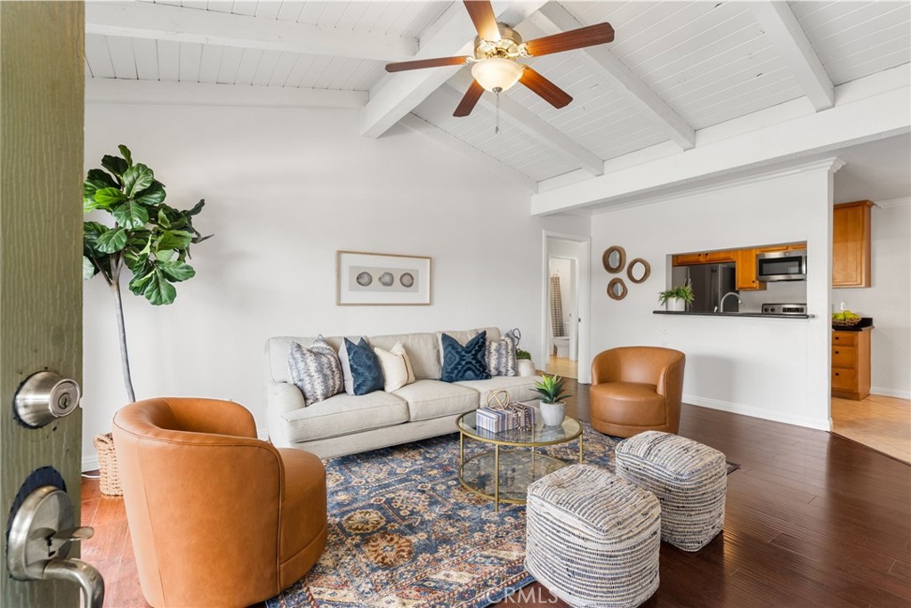 1345 Cabrillo Park Drive M14