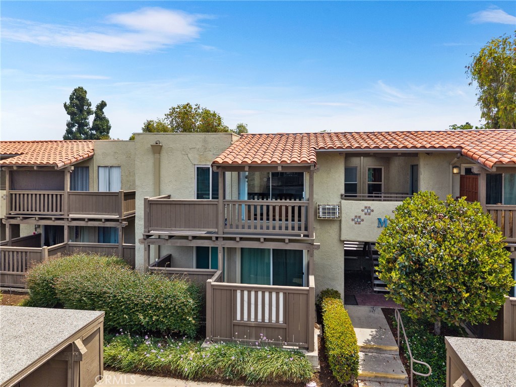 1345 Cabrillo Park Drive M14