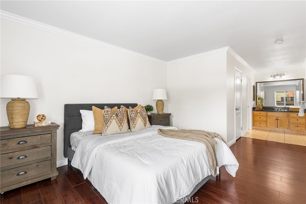 1345 Cabrillo Park Drive M14