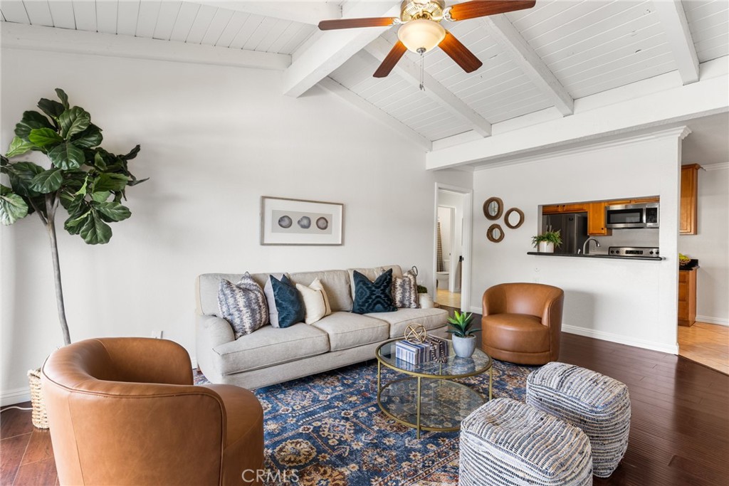 1345 Cabrillo Park Drive M14