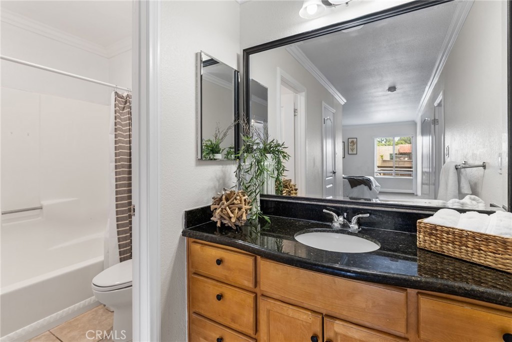 1345 Cabrillo Park Drive M14