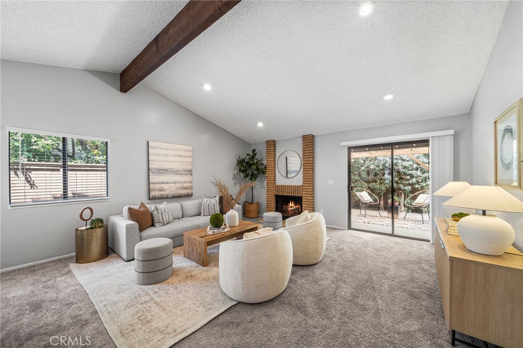 211 E Ponderosa Lane 10