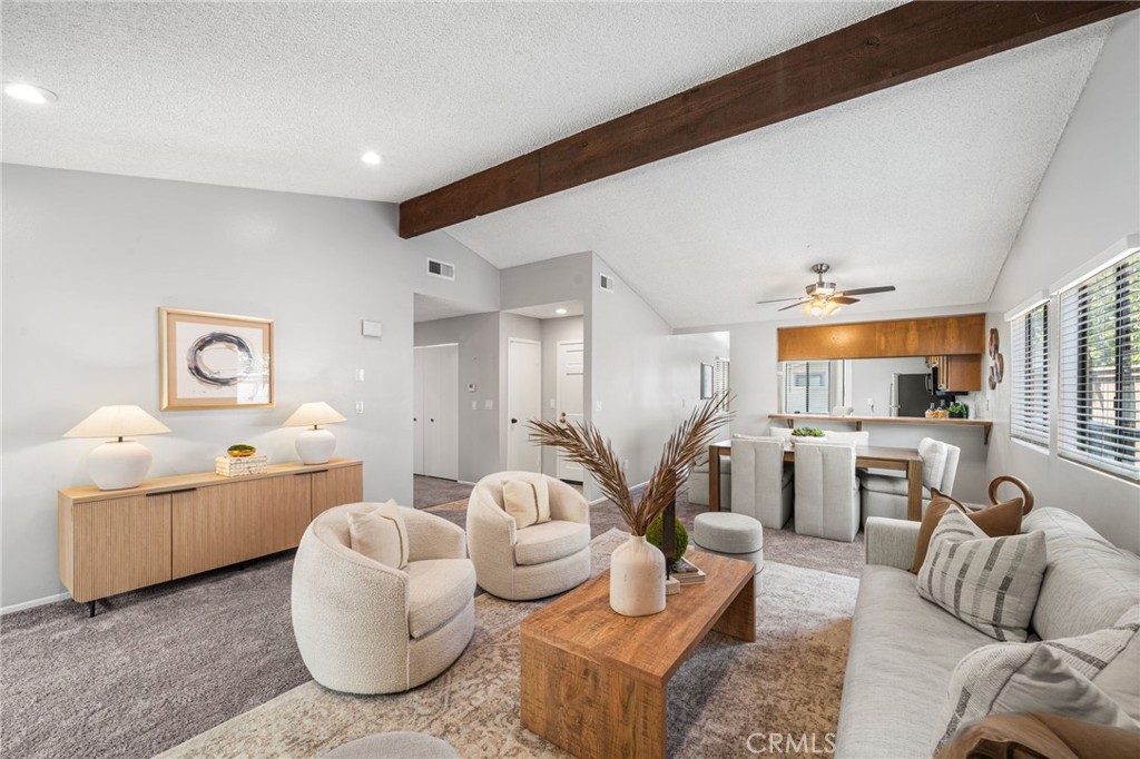 211 E Ponderosa Lane 10