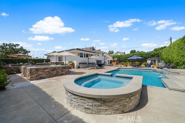 1301 Landfair Circle