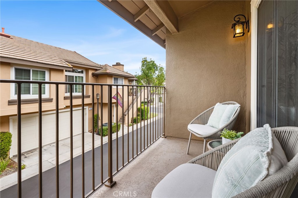 8123 E Oak Ridge Circle