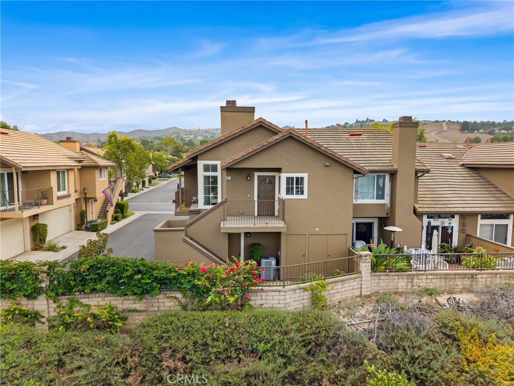 8123 E Oak Ridge Circle